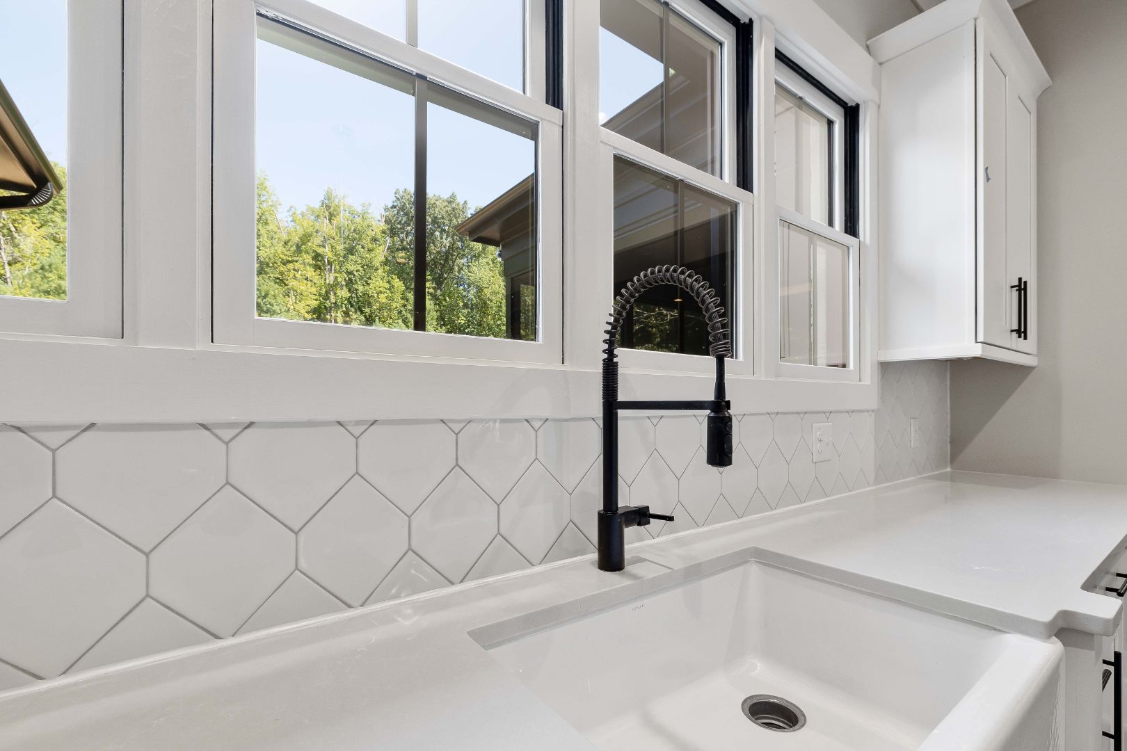 Como Realizar Limpeza Eficiente em Caixa de Gordura